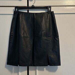 NWT Mangopop Faux Leather Skirt
